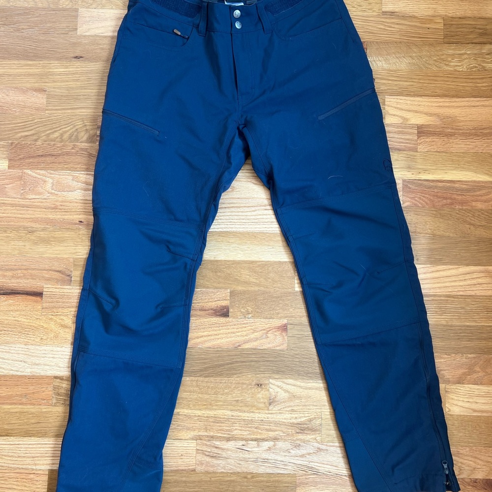 Men’s Norrøna Svalbard Flex Men’s Pants Size Large (36 inch).